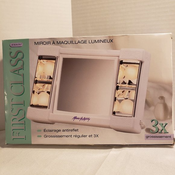 LIGHTED MAKEUP MIRROR by JERDON - FIRST CLASS - MODEL J1010 - MIRROR 6.5" x 6" - Picture 13 of 15